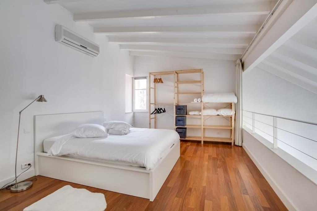 Le Loft Des Lumieres - Superbe Loft Lumineux Au Coeur De La Krutenau Appartement Straatsburg Buitenkant foto